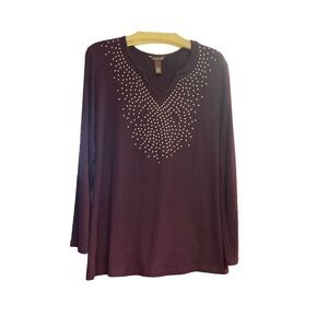 BIT & BRIDLE Women’s Wine Studded Sweater‎ Size Medium Long Sleeves V Neckline